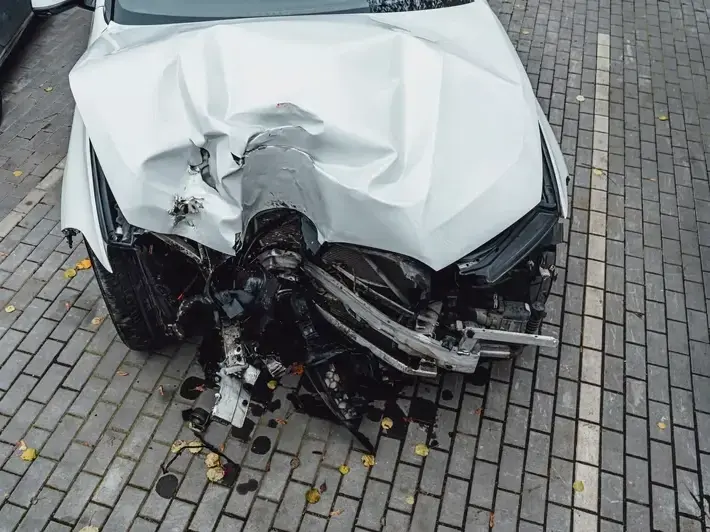 Car accident legal advice after illegal left turn near Arrowhead Towne Center in Glendale Arizona