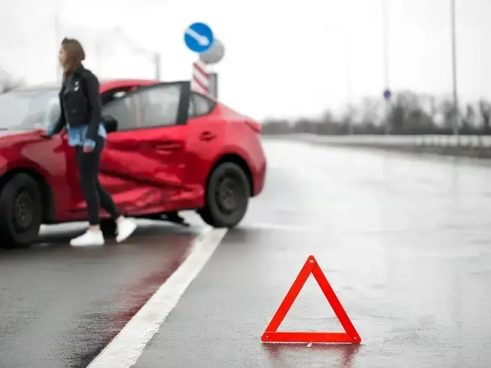 Illegal Left Turn Accident Attorney